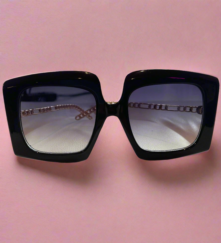 Snooki Style Sunglasses For Women - Long Chain, Gradient Lenses, 100% UV Protection (Jersey Shore Inspired)