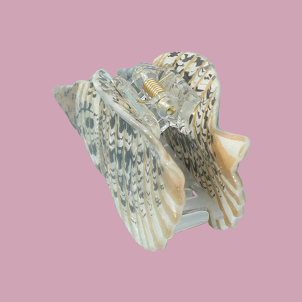 Seashell Dream Clip