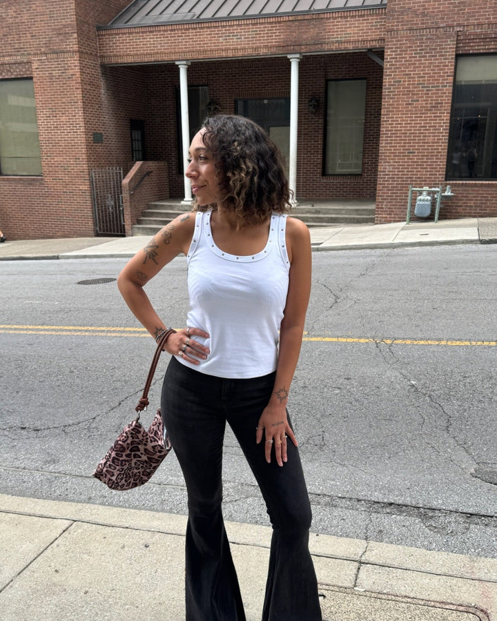 Trim Studded Tank