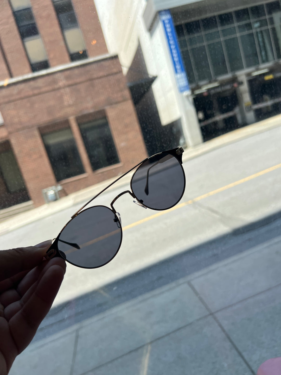 Kelly Shades