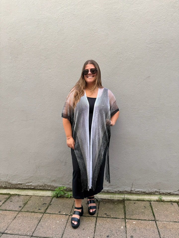 Black Ocean Whisper Kimono